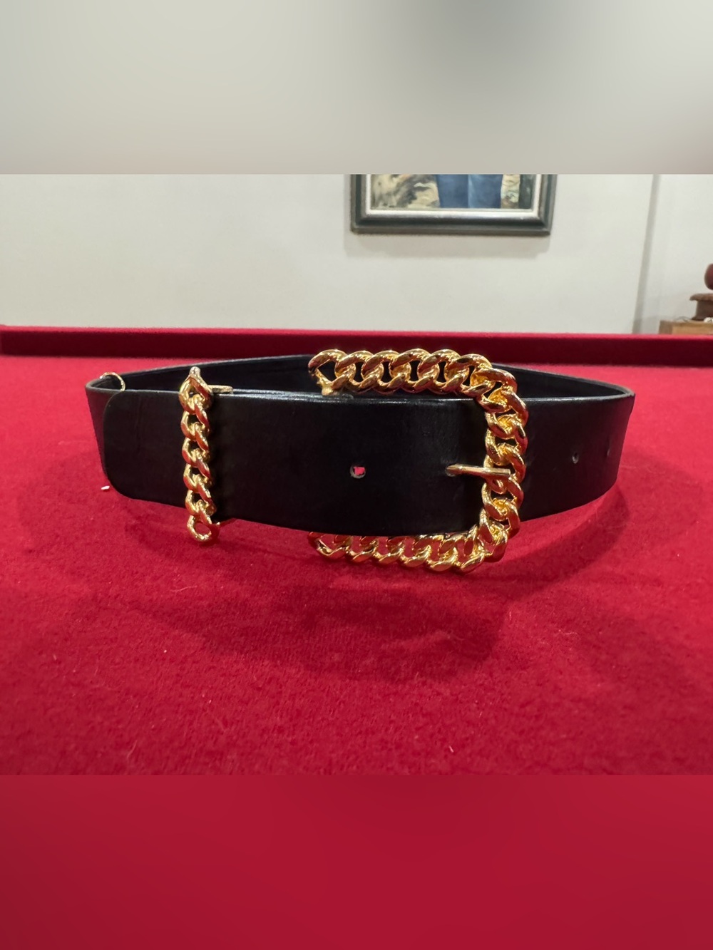 Vintage *RARE*Accessocraft NYC Leather Statement Belt Gold Chunky Chain Buckle M